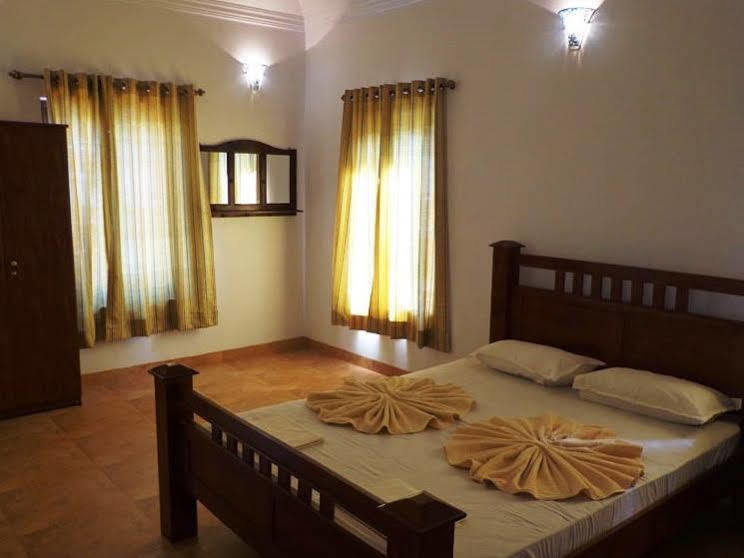 White Square Nirvana, Parra Mapusa Εξωτερικό φωτογραφία